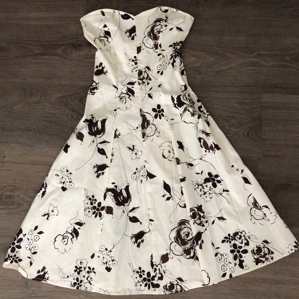 Strapless dress